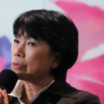 潘婉明／從不屑到不敢：龍應台的新加坡「左轉」